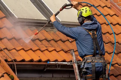 Démoussage et hydrofuge de toiture à Métigny